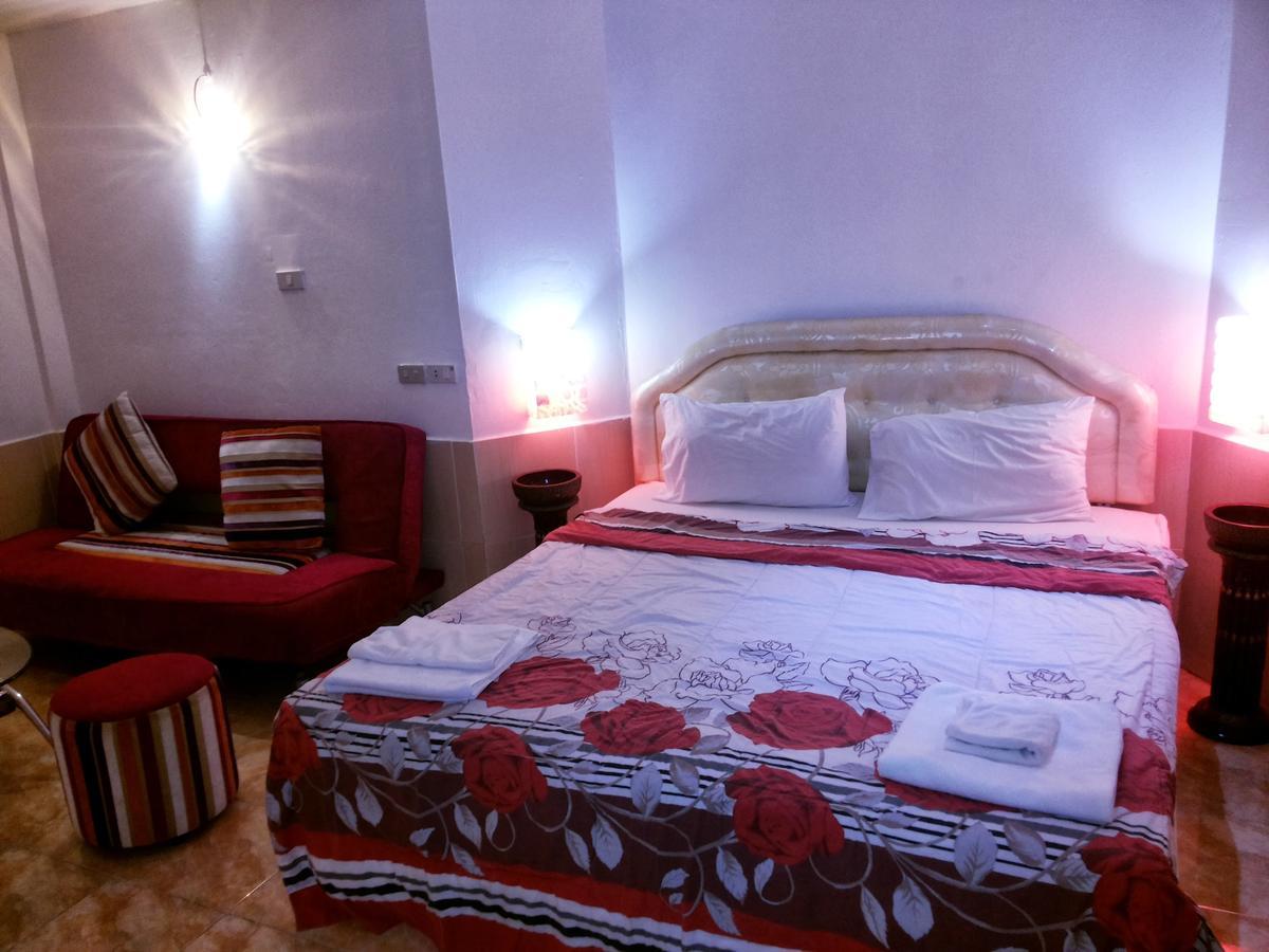 Jasmin Guest House Pattaya Exterior foto