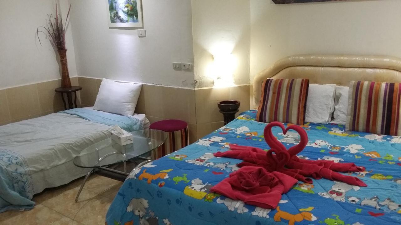 Jasmin Guest House Pattaya Exterior foto