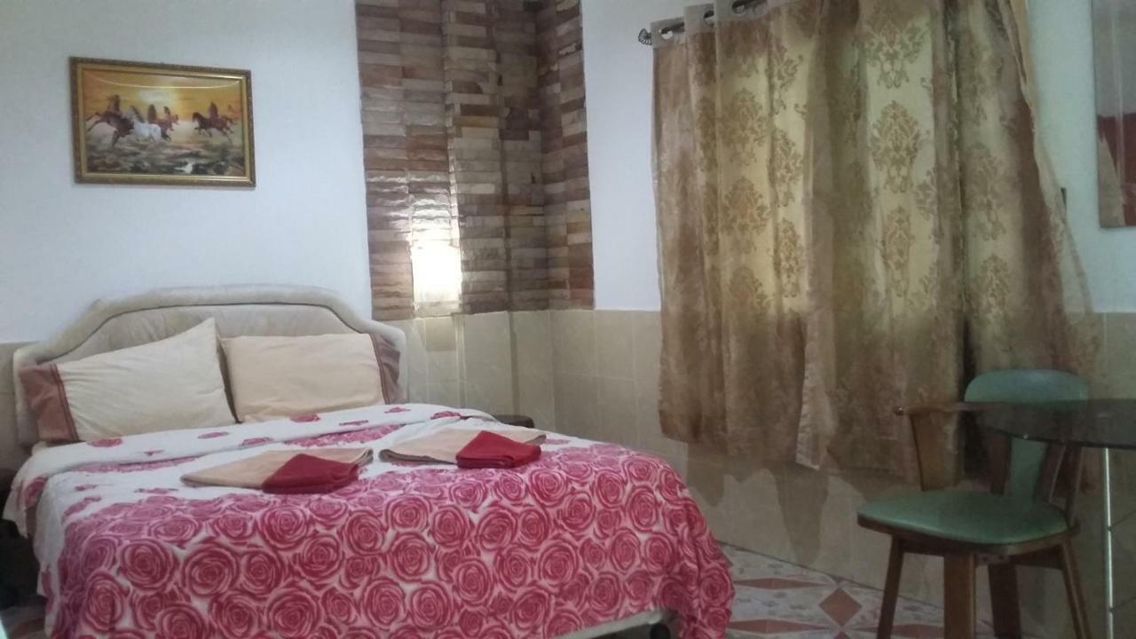 Jasmin Guest House Pattaya Exterior foto