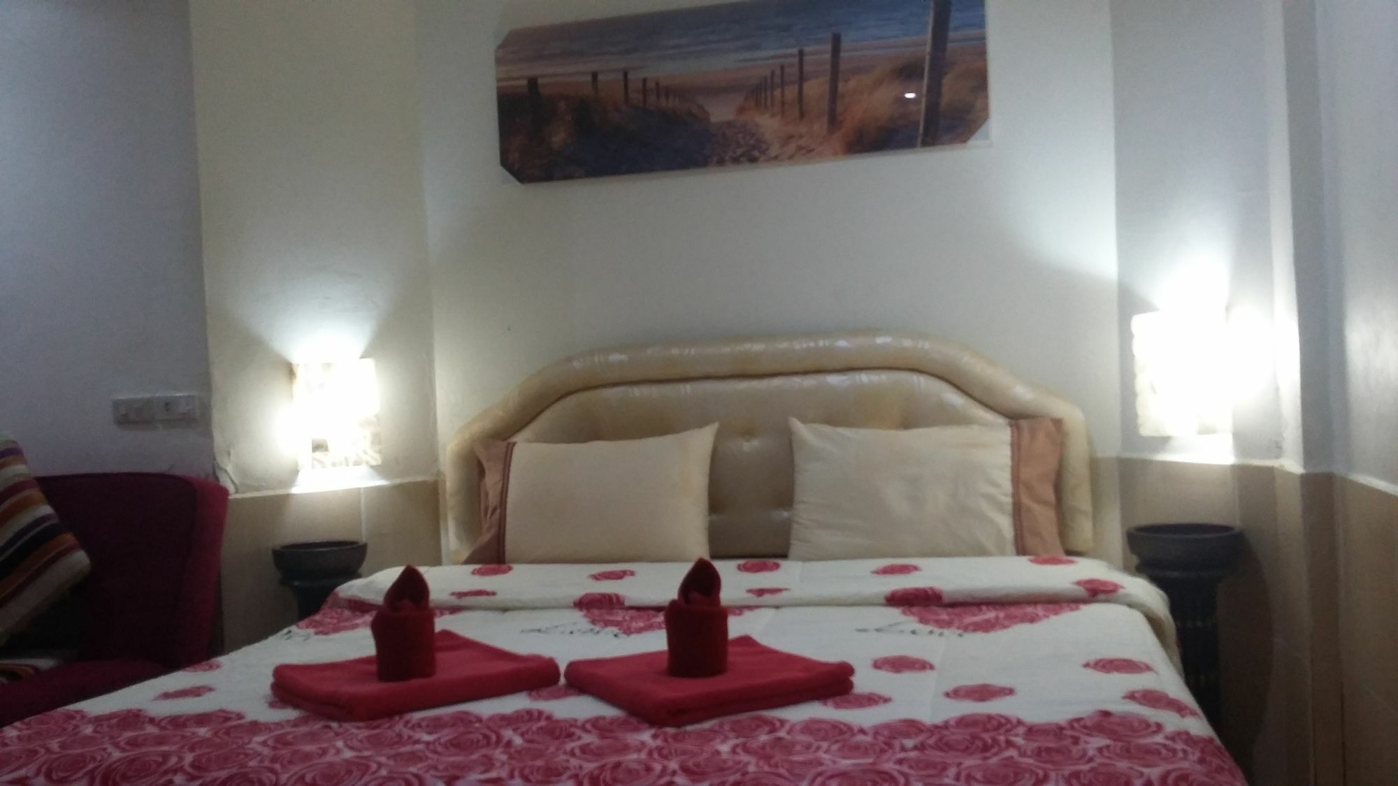 Jasmin Guest House Pattaya Exterior foto